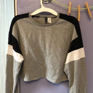 4/$20 Long Sleeve Crop Top